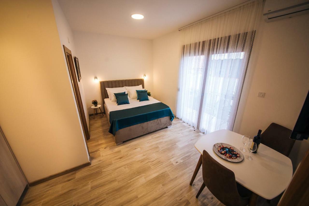 Apartments Vojislav เวียร์ปาซาร์ ภายนอก รูปภาพ