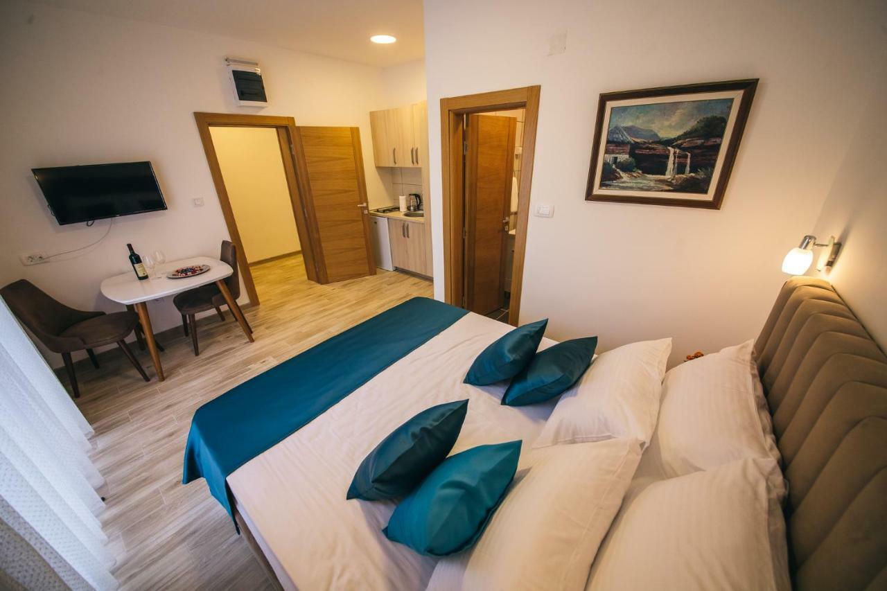 Apartments Vojislav เวียร์ปาซาร์ ภายนอก รูปภาพ