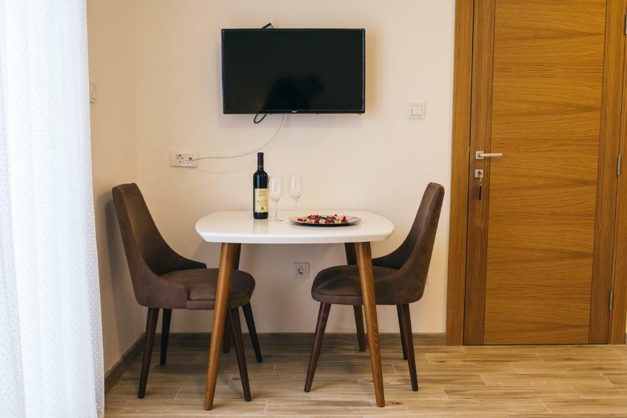 Apartments Vojislav เวียร์ปาซาร์ ภายนอก รูปภาพ