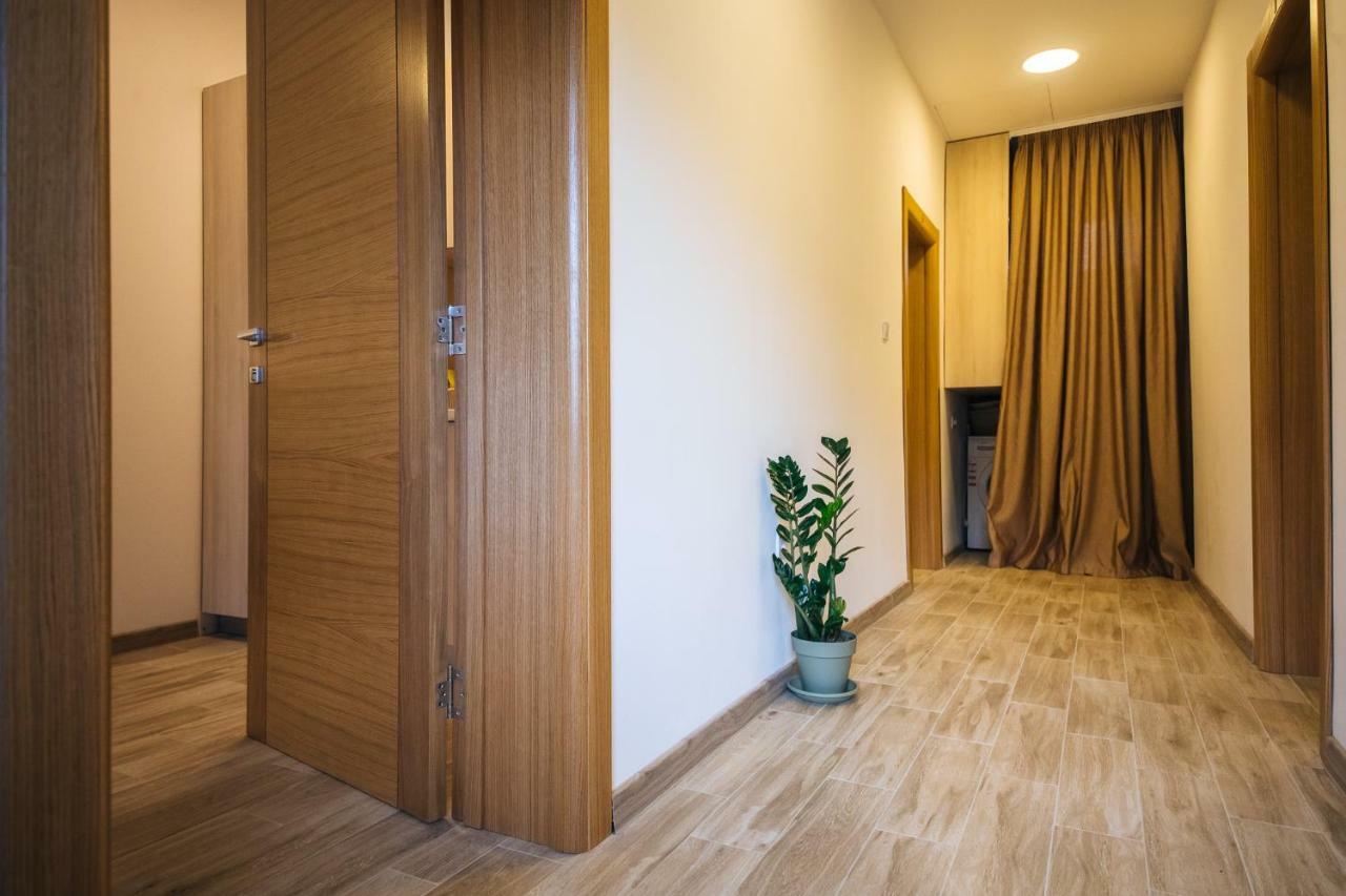 Apartments Vojislav เวียร์ปาซาร์ ภายนอก รูปภาพ